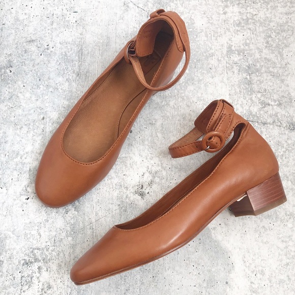 Frye Shoes - New Frye Gia Leather Ankle Strap Flats SAMPLE